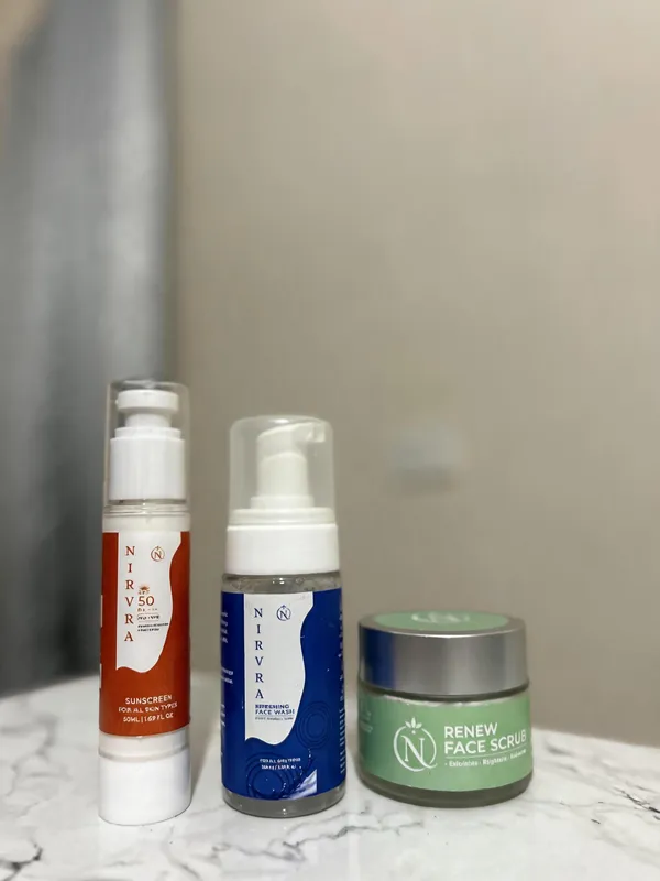 Set_of_3_Skincare_Kit_-_Face_Wash_Face_Scrub_&_Spf_50_Sunscreen