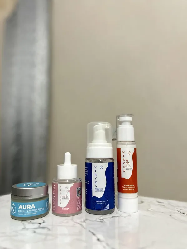 Set_of_4_Skincare_Kit_-_Brightning_Cream,_Facewash,_Face_Serum_&_Sunscreen