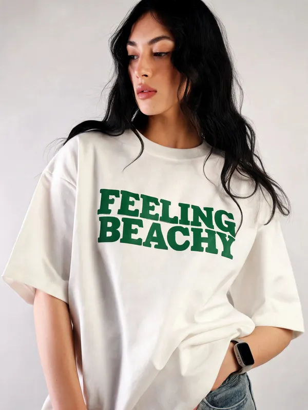 Men's_&_Women's_|_FEELING_BEACHY_|_OFF_WHITE_Oversized_Graphic_Printed_T-Shirt_|_100%_Cotton