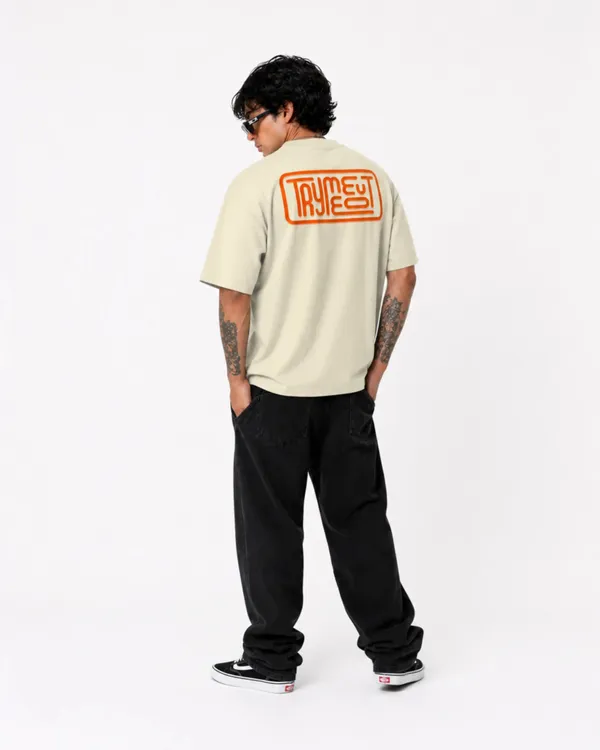 Men's_&_Women's_|_TRYMEEOUT_HORIZONTAL_GRAFFITI_|_OFF_WHITE_Oversized_Graphic_Printed_T-Shirt_|_100%_Cotton