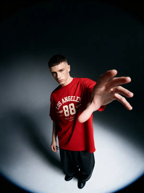 Men's_&_Women's_|_LOS_ANGELES_|_RED_Oversized_Graphic_Printed_T-Shirt_|_100%_Premium_Terry_Cotton