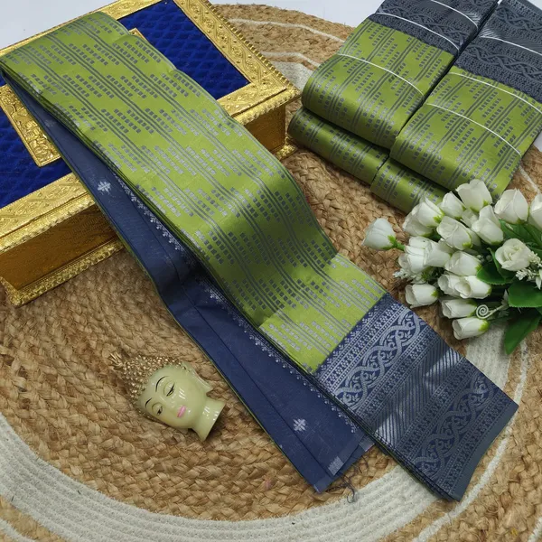 Green_And_Navy_Blue_Kanjeevaram_Banarasi_Silk_Saree_For_Women