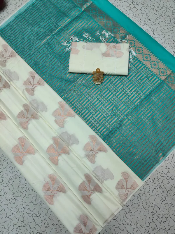 Teal_And_White_Lightweight_Soft_Kanjeevaram_Silk_Saree_For_Women