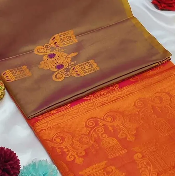 BANARASI_LITCHI_SILK_KANJEEVARAM_SAREE_WITH_TASSELS_AND_LATKAN_WITH_BLOUSE_PIECE