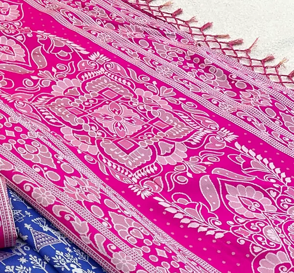 Banarasi_Kanjeevaram_Silk_Saree_with_Rich_Zari_Weaving_and_festive_and_wedding_wear_And_Party_Wear_collection_With_Tassels_Latkan_And_Blouse_Piece