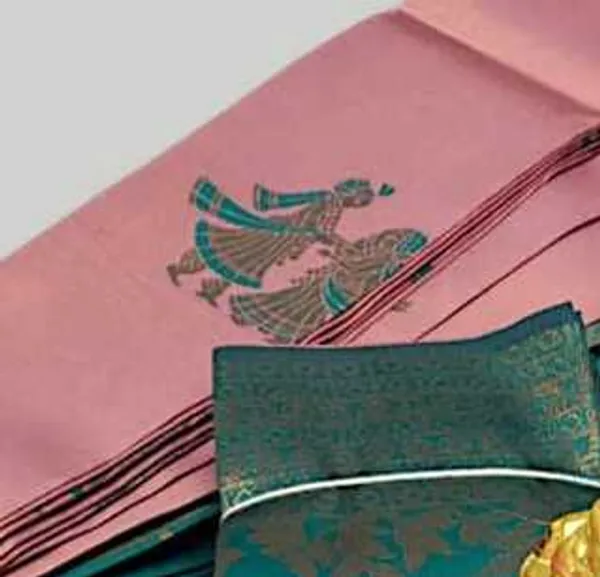 Beautiful_Art_Silk_Jacquard_Border_varmala_design_Saree_With_Unstitched_Running_Blouse_For_Women_Wedding_Wear_Party