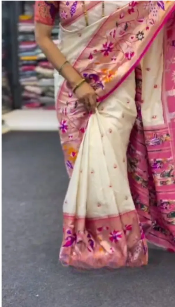 White_Pashmina_Soft_Kanjeevaram_Silk_Saree_For_Women