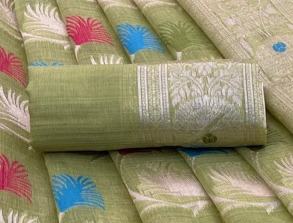 Cotton_Silk_Linen_Saree_beautifully_cotton_saree_featuring_delicate_floral_prints_and_designed_border_daily_wear,_office_Party_Wear_With_tassels_latkan_And_blouse_piece