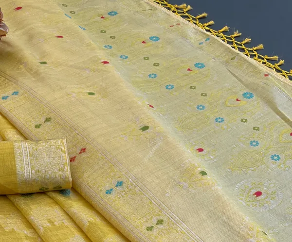 Cotton_Silk_Linen_Saree_beautifully_cotton_saree_featuring_delicate_floral_prints_and_designed_border_daily_wear,_office_Party_Wear_With_tassels_latkan_And_blouse_piece