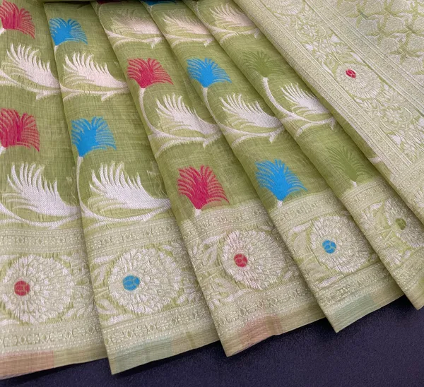Cotton_Silk_Linen_Saree_beautifully_cotton_saree_featuring_delicate_floral_prints_and_designed_border_daily_wear,_office_Party_Wear_With_tassels_latkan_And_blouse_piece