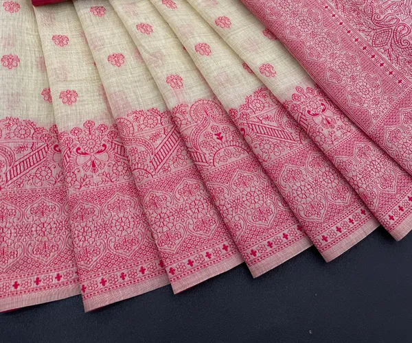 Cotton_Silk_Linen_Saree_beautifully_cotton_saree_featuring_delicate_floral_prints_and_designed_border_daily_wear,_office_Party_Wear_With_tassels_latkan_And_blouse_piece