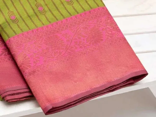 Kanjeevaram_Banarasi_Silk_Saree_For_Women