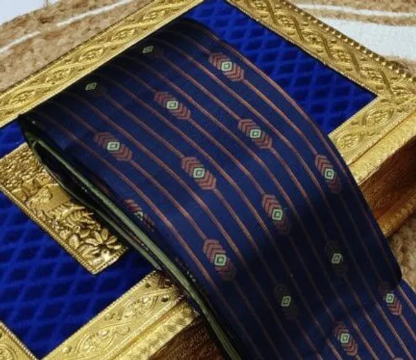Kanjeevaram_Banarasi_Silk_Saree_For_Women