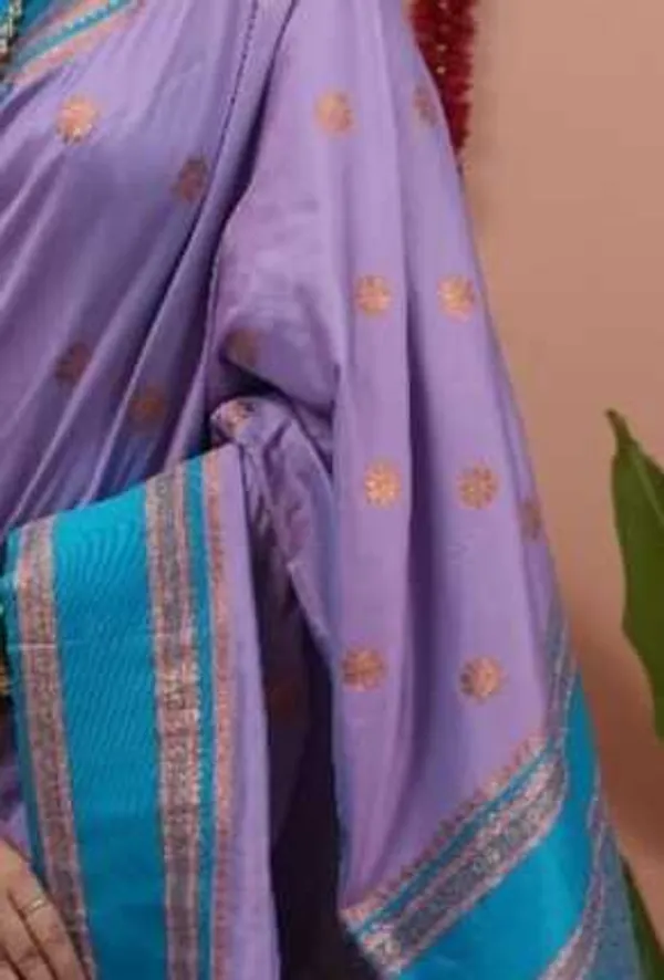 Lightweight_Soft_Kanjeevaram_Silk_Saree_For_Women
