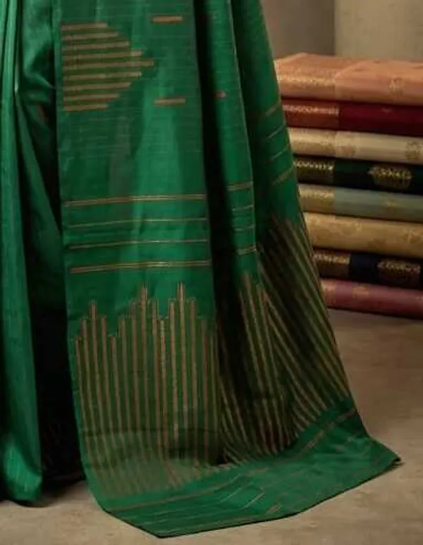 Lightweight_Soft_Kanjeevaram_Silk_Saree_For_Women