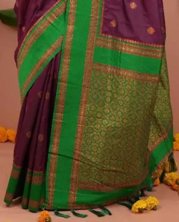 Lightweight_Soft_Kanjeevaram_Silk_Saree_For_Women