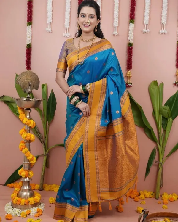 Lightweight_Soft_Kanjeevaram_Silk_Saree_For_Women