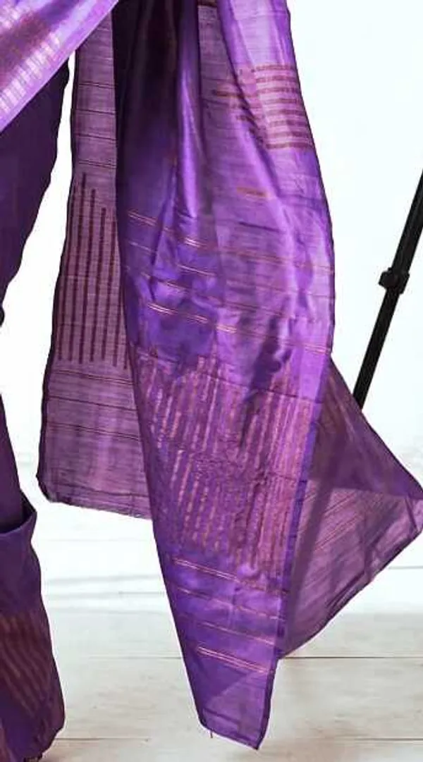 Lightweight_Soft_Kanjeevaram_Silk_Saree_For_Women