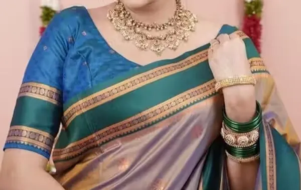 Lightweight_Soft_Kanjeevaram_Silk_Saree_For_Women