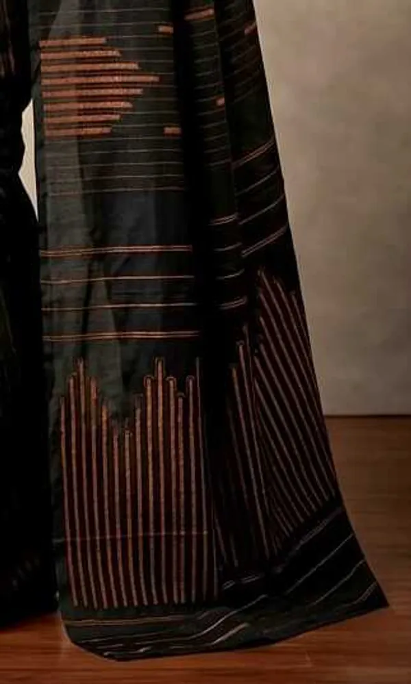 Lightweight_Soft_Kanjeevaram_Silk_Saree_For_Women