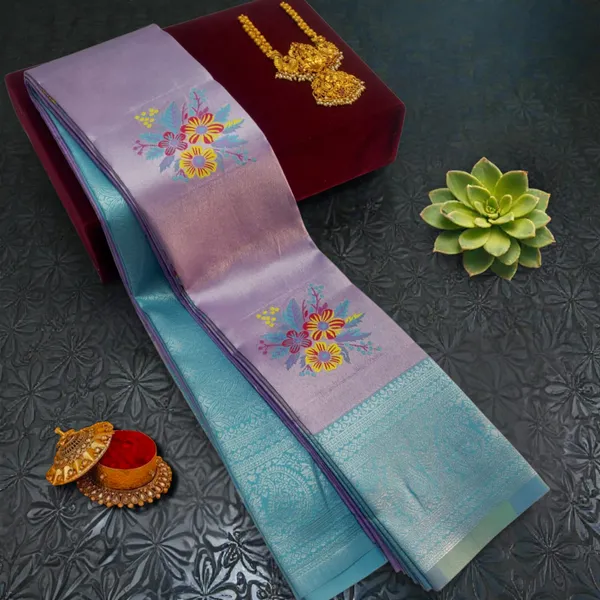 Lightweight_Soft_Kanjeevaram_Silk_Saree_For_Women
