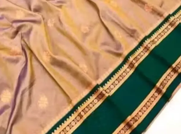 Lightweight_Soft_Kanjeevaram_Silk_Saree_For_Women
