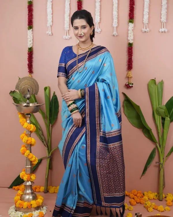 Lightweight_Soft_Kanjeevaram_Silk_Saree_For_Women