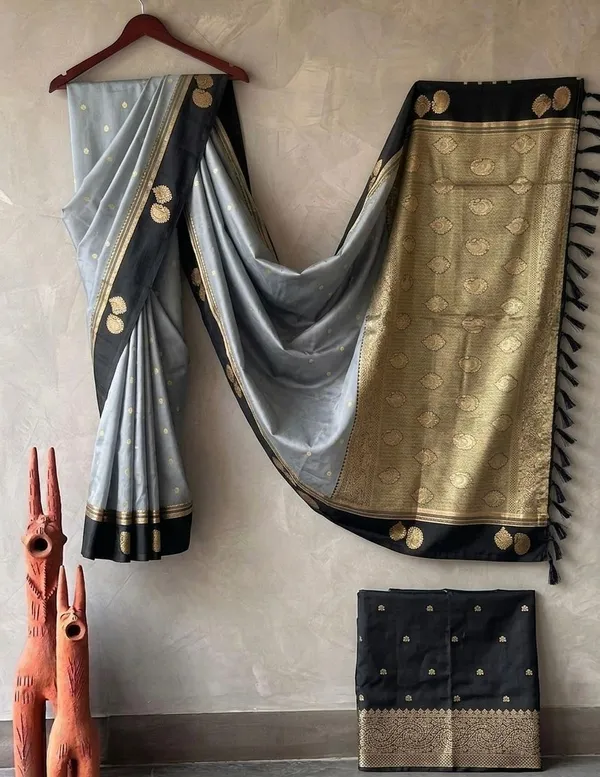 Grey_And_Black_Lightweight_Soft_Kanjeevaram_Silk_Saree_For_Women