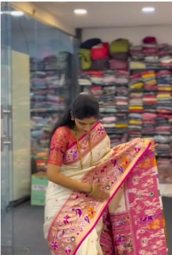 White_Pashmina_Soft_Kanjeevaram_Silk_Saree_For_Women