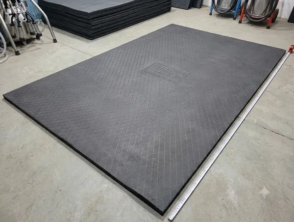 YUVRAJ_Black_Size_8*5ft_25mm_Rubber_Anti_Fatigue_Livestock_Mat