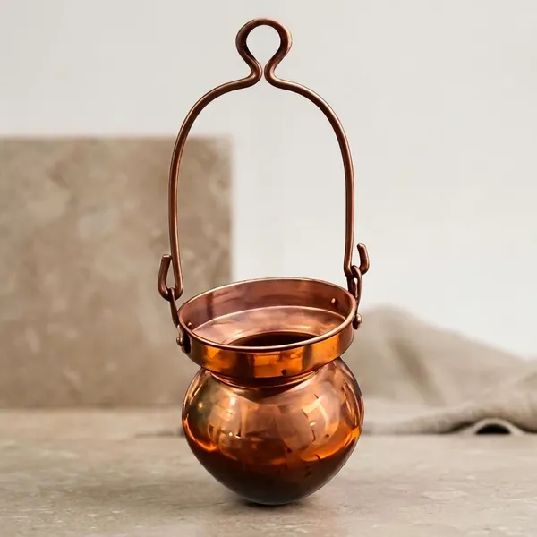 Premium_Pure_Copper_Jaladhari_Hanging_Kalash_for_Shivlingam_1_Litre+_Capacity,_6-Inch_Kalash,_10-12_Inch_Total_Height