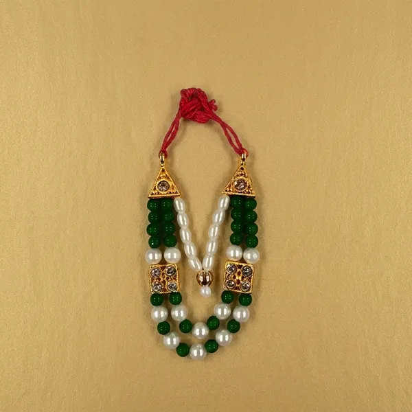 Laddu_Gopal_Poshak_Combo_Set_Size_5_-_Includes_2_Poshaks,_1_Mukut,_1_Mala,_and_1_Kada_Jodi_Assorted_Colors,_Same_Design
