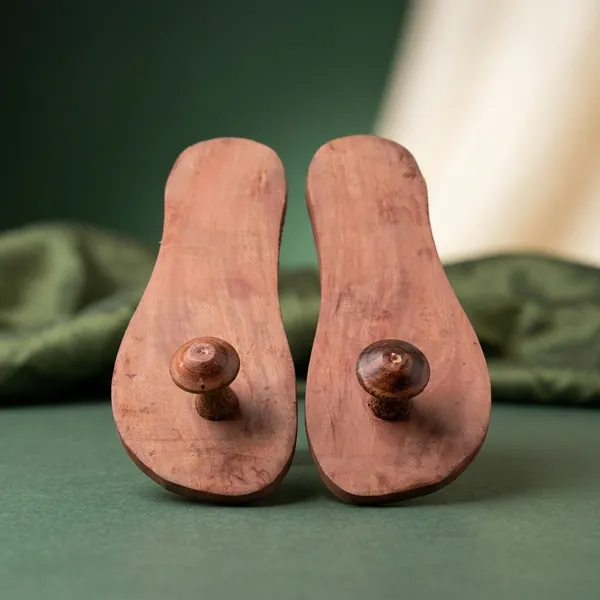 Traditional_Wooden_Khadau_Charan_Paduka_for_Puja_-_10_Inch_1_Pair_And_1_Jodi