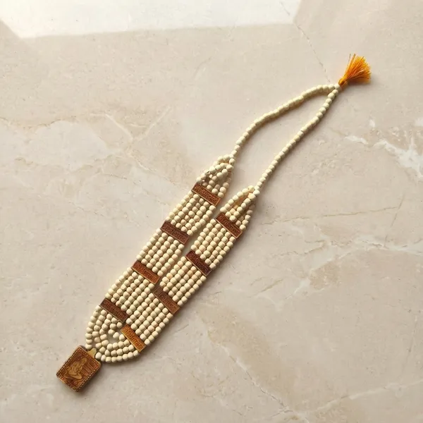 Original_Bageshwar_Dham_Sarkar_Tulsi_Patti_Kanthi_Mala_Premium_Quality_White_Bead_Tulsi_Necklace_with_Sitaram_Patti_And_Hanumanji_Locket_Pack_of_1pcs