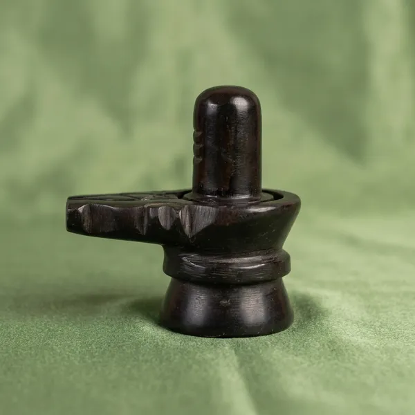 Handcrafted_Black_Stone_Shivling_with_Nandi_Idol_Set_1.5_Inches_for_Home_Pooja