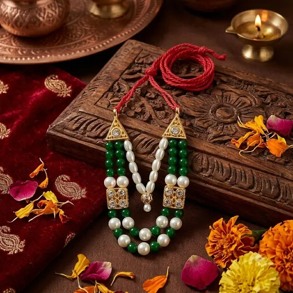 Laddu_Gopal_Poshak_Combo_Set_Size_5_-_Includes_2_Poshaks,_1_Mukut,_1_Mala,_and_1_Kada_Jodi_Assorted_Colors,_Same_Design
