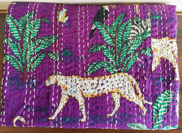 Jungle_print_kantha_Bedsheet_Size_90x60_Inch_Purple