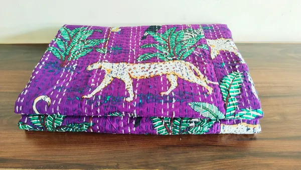 Jungle_print_kantha_Bedsheet_Size_90x60_Inch_Purple