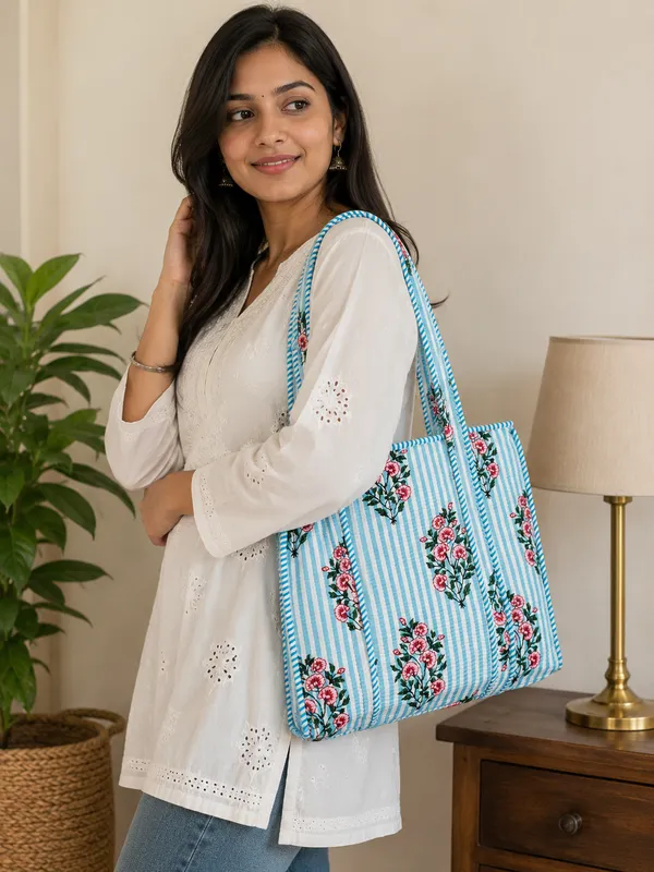 Jaipuri_Flower_Printed_Women_Tote_Bags_Kantha_Quilted_Pattern_Size_14x14_Inch