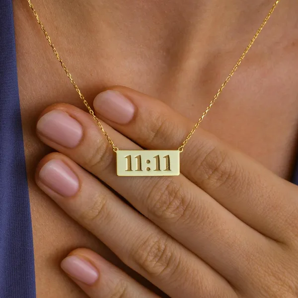 Gold_Metal_11:11_Bar_Pendant_Necklace_For_Women