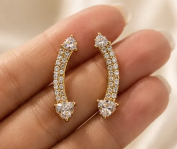 Gold_Metal_Crystal_Curved_Bar_Ear_Cuff_Earrings_For_Women
