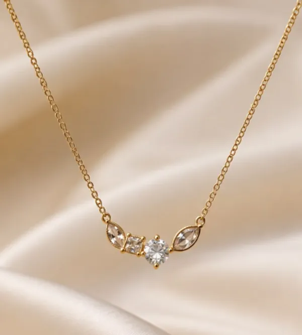 Gold_Metal_Cubic_Zirconia_Cluster_Pendant_Necklace_For_Women
