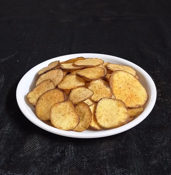 Healthy_Bites_-_Sweet_Potato_Chips_Vacuum_Fried_Gluten_Free_Vegan_Friendly_Snack_Trans_Free_No_Artificial_Flavour_Plant_Based_Snacks_Vegetable_Chips_-_135_g_(Pack_Of_3_X_45G)