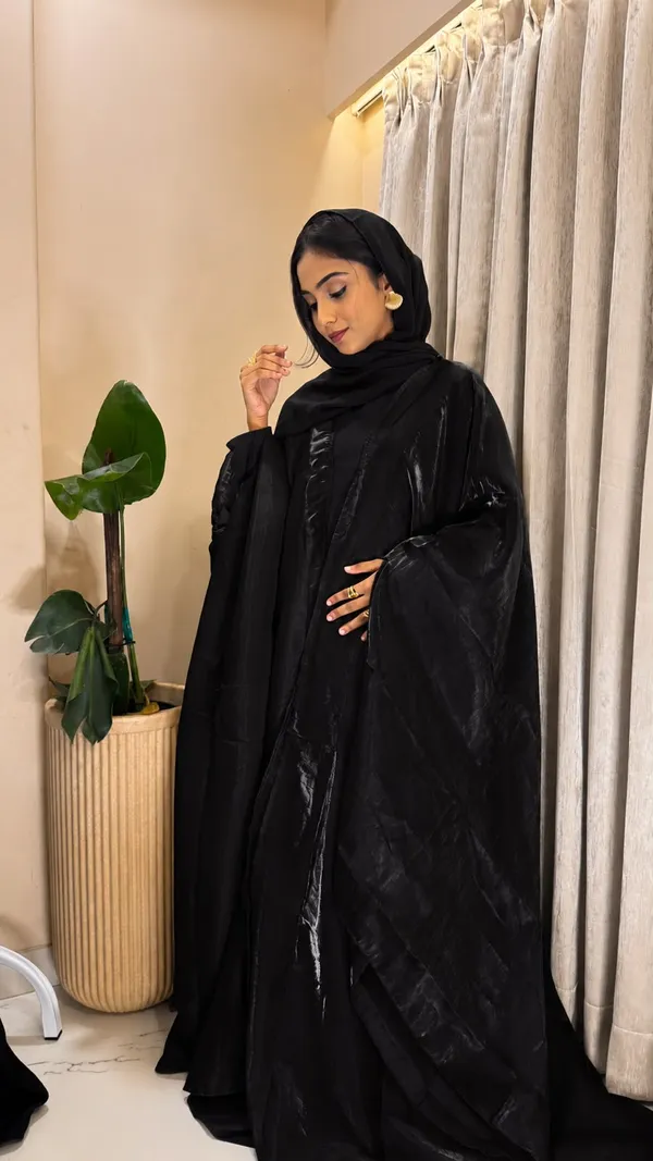 Endless_Elegant_Black_Flawy_Organza_4_Set_Combo_Matching_Hijab_,Nose_Piece,Inner_,Organza_Shrug