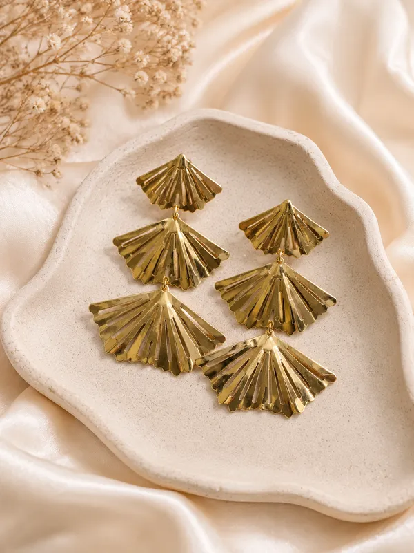 Gold_Tiered_Fan_Statement_Earrings_For_Women