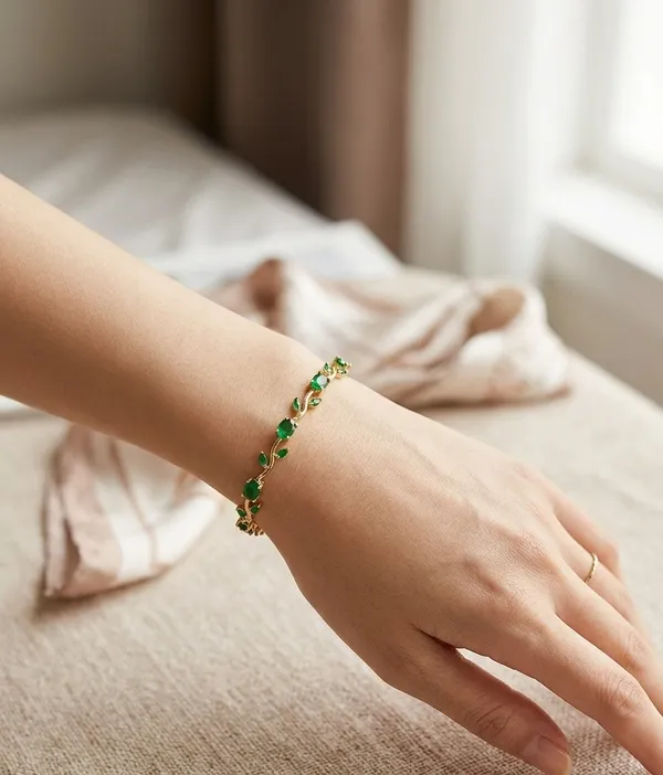 Gold_Toned_Emerald_Green_Stone_Vine_Bracelet_For_Women