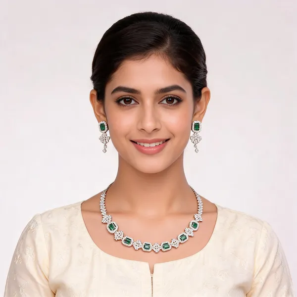Silver_Emerald_Green_Stone_Studded_Necklace_And_Earrings_Set_For_Women