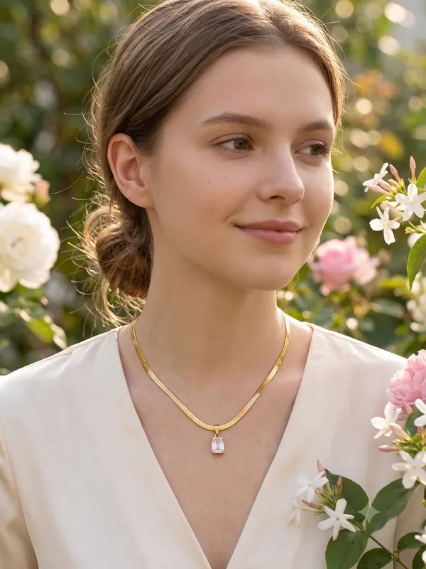 Gold_Plated_Herringbone_Chain_Rectangular_Zircon_Pendant_Necklace_For_Women