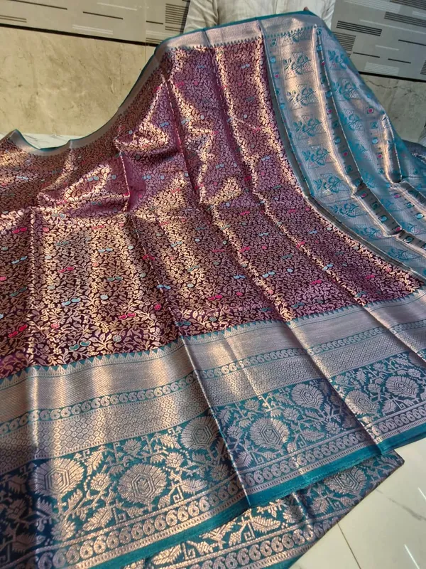 Purple_Banarasi_Silk_Woven_Floral_Saree_For_Women