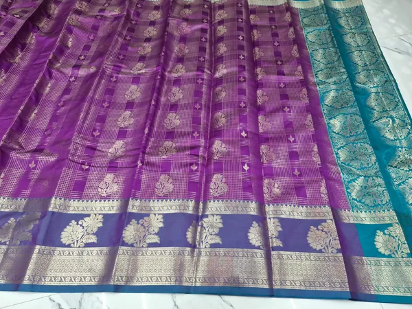 Brocade_Cheks_Magenta_Silk_Zari_Woven_Floral_Border_Kanjivaram_Saree_For_Women